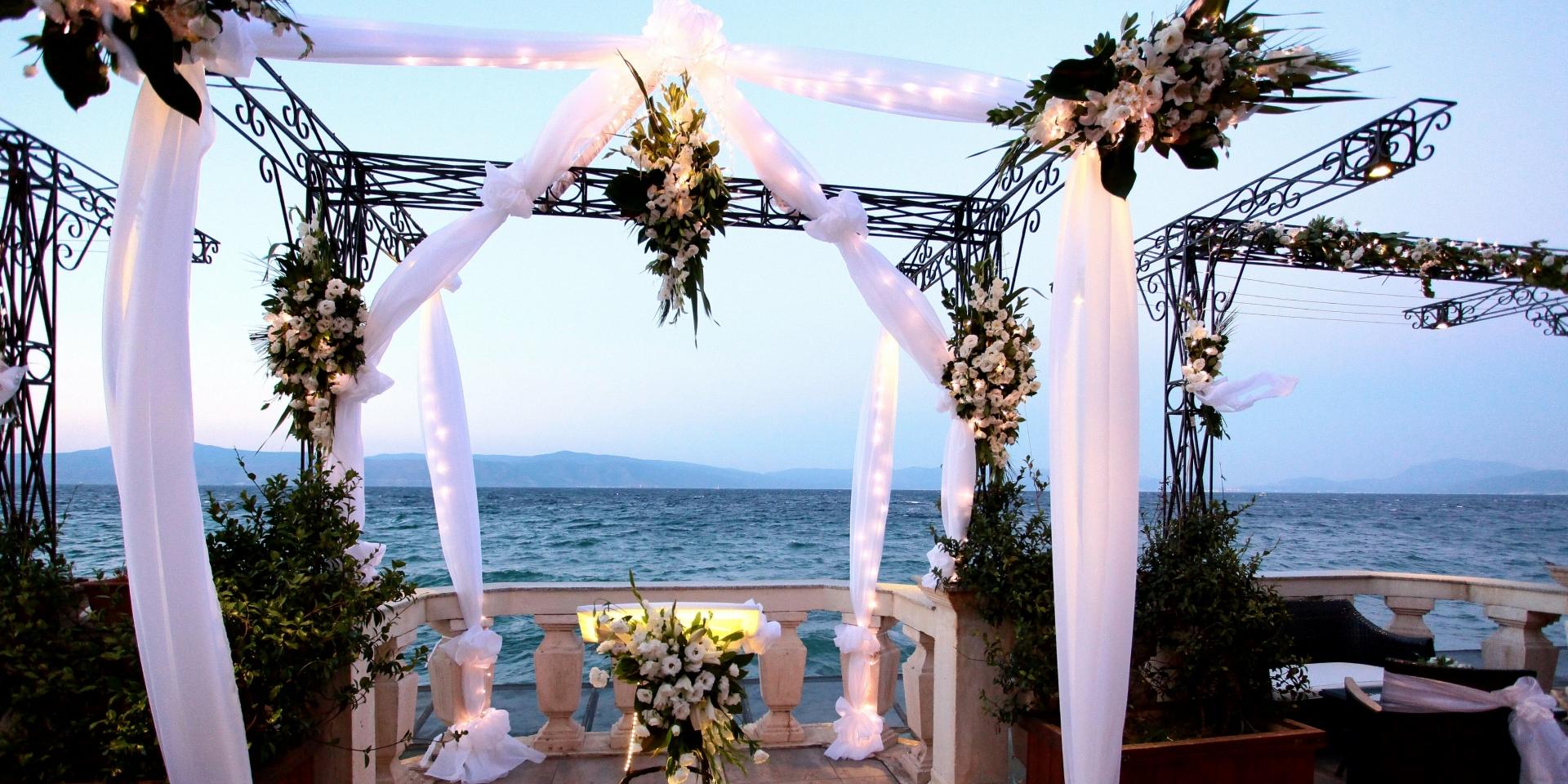 Terrace Weddings